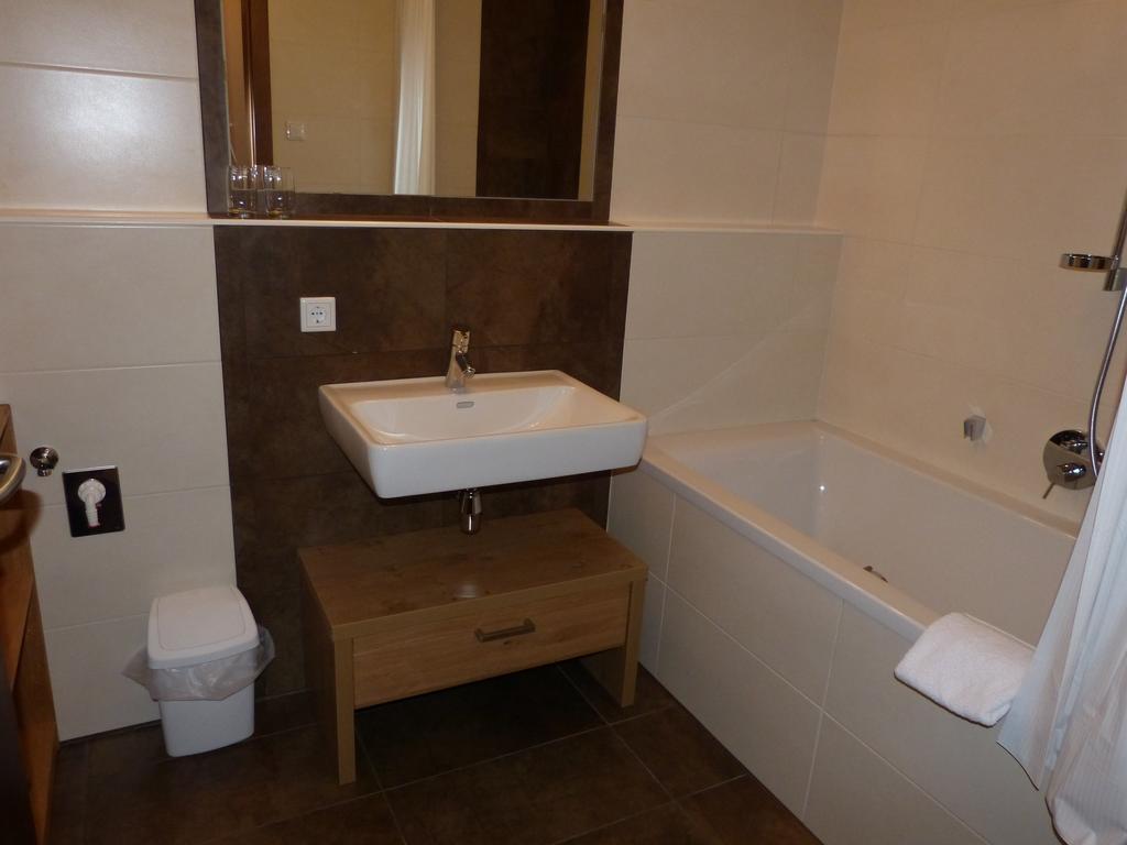 Apartman Fuerth Kaprun Oda fotoğraf
